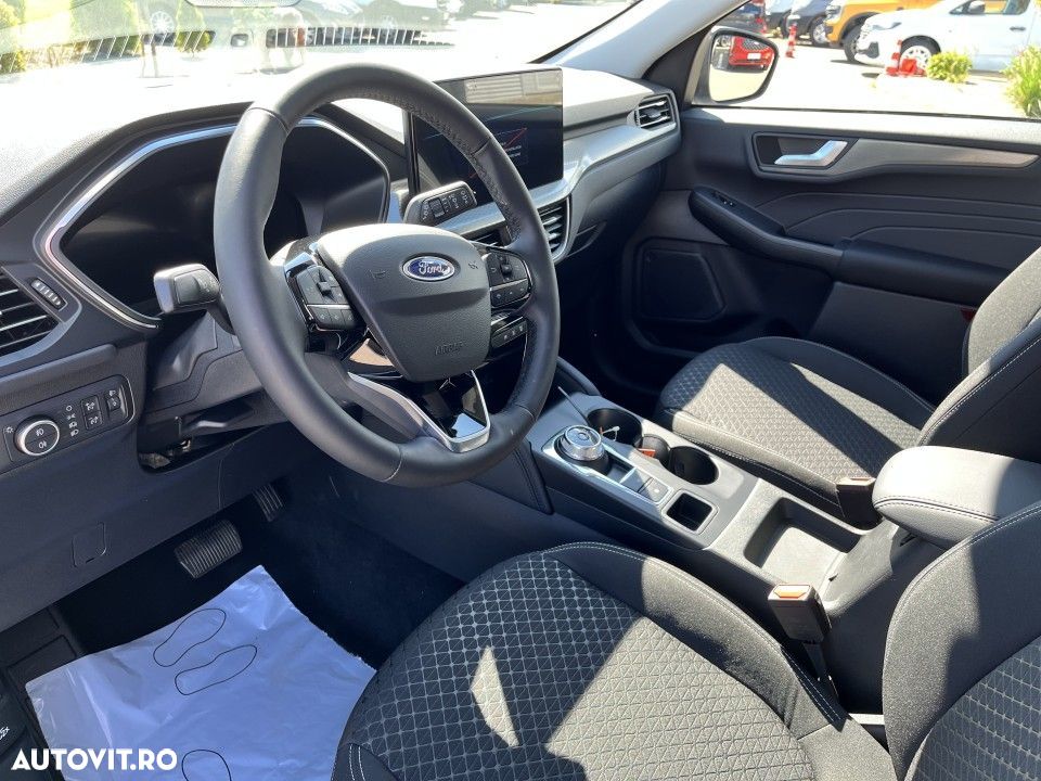 Ford Kuga - 12