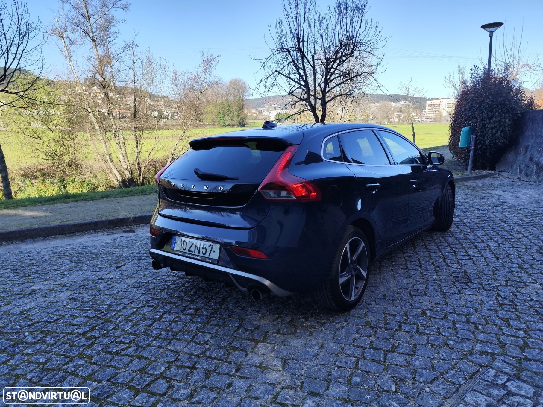 Volvo V40 1.6 D2 R-Design - 28