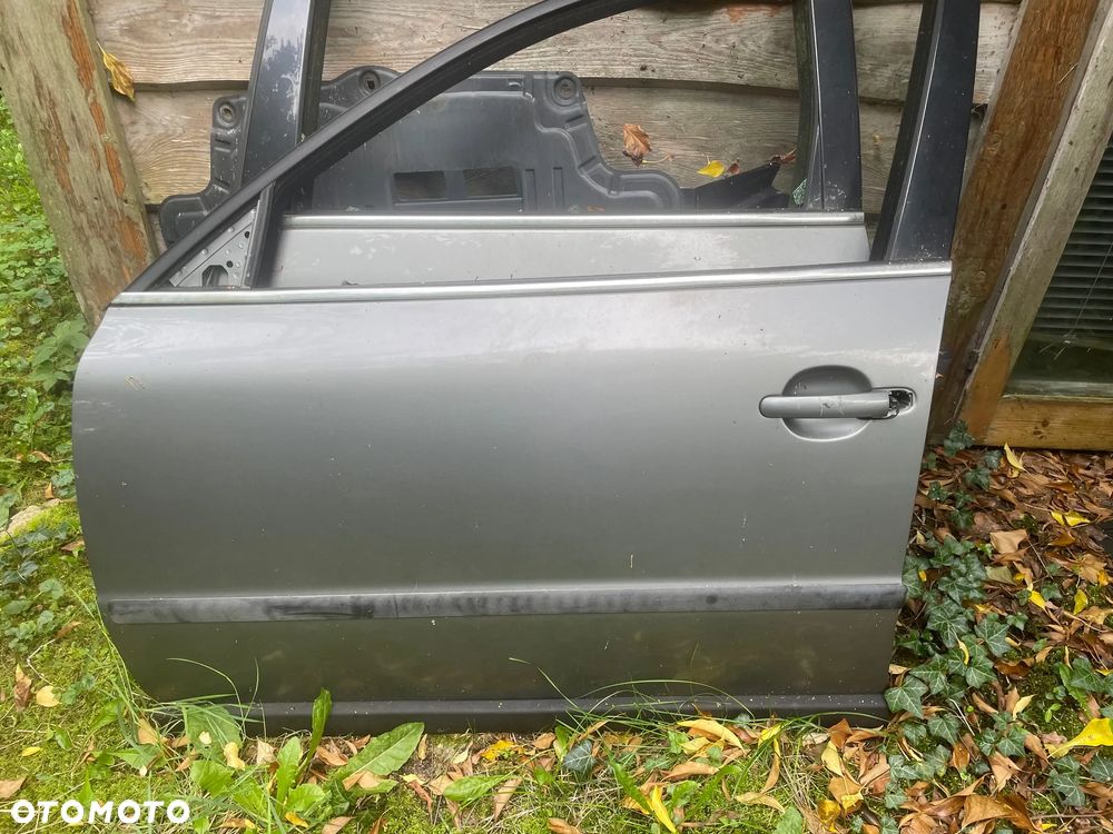 vw passat b5 fl  kombi drzwi szare ld7w - 14