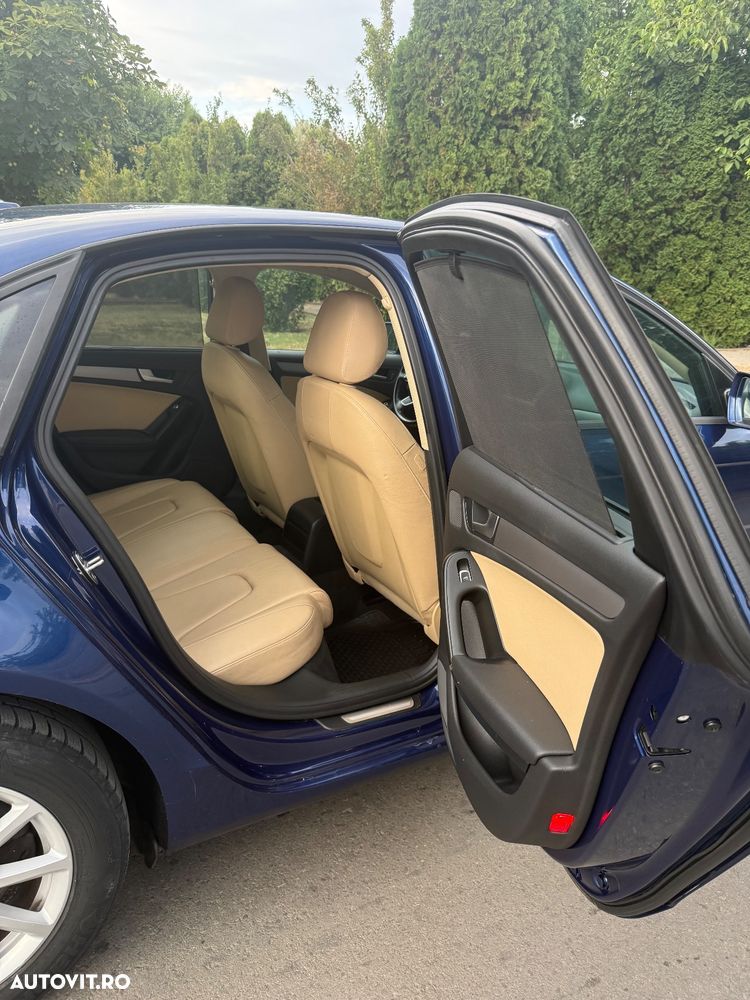 Audi A4 Avant 2.0 TDI DPF clean diesel multitronic Attraction - 10