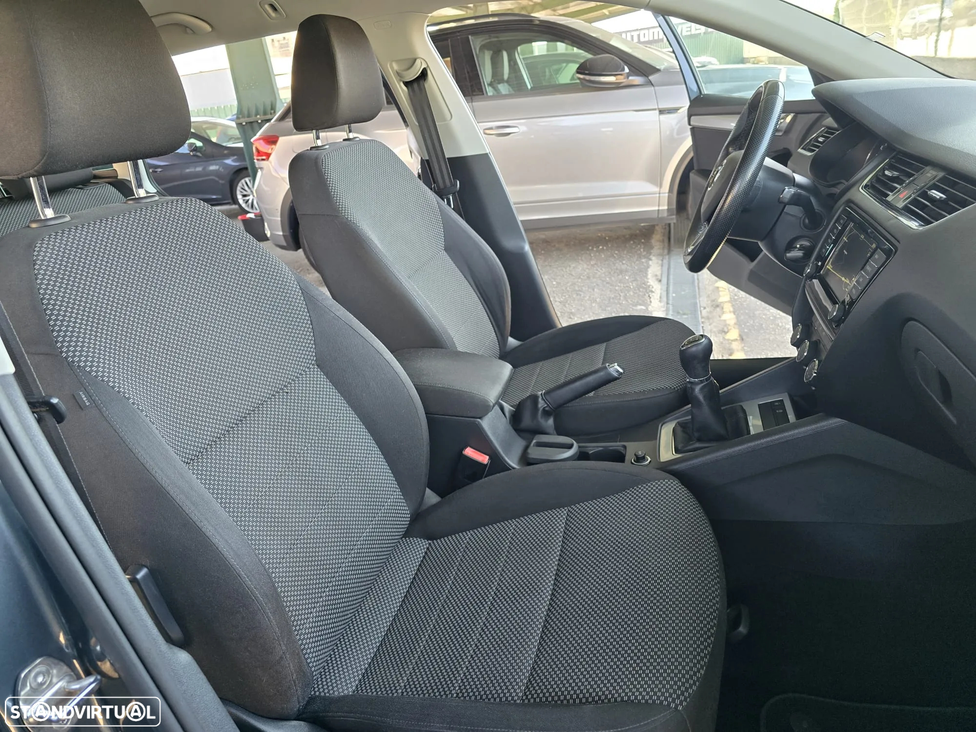 Skoda Octavia Break 1.6 TDi Style - 34