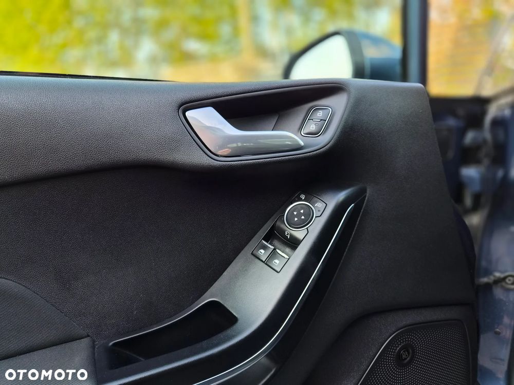 Ford Fiesta - 19