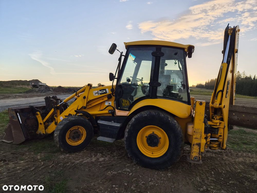 JCB 3CX - 4