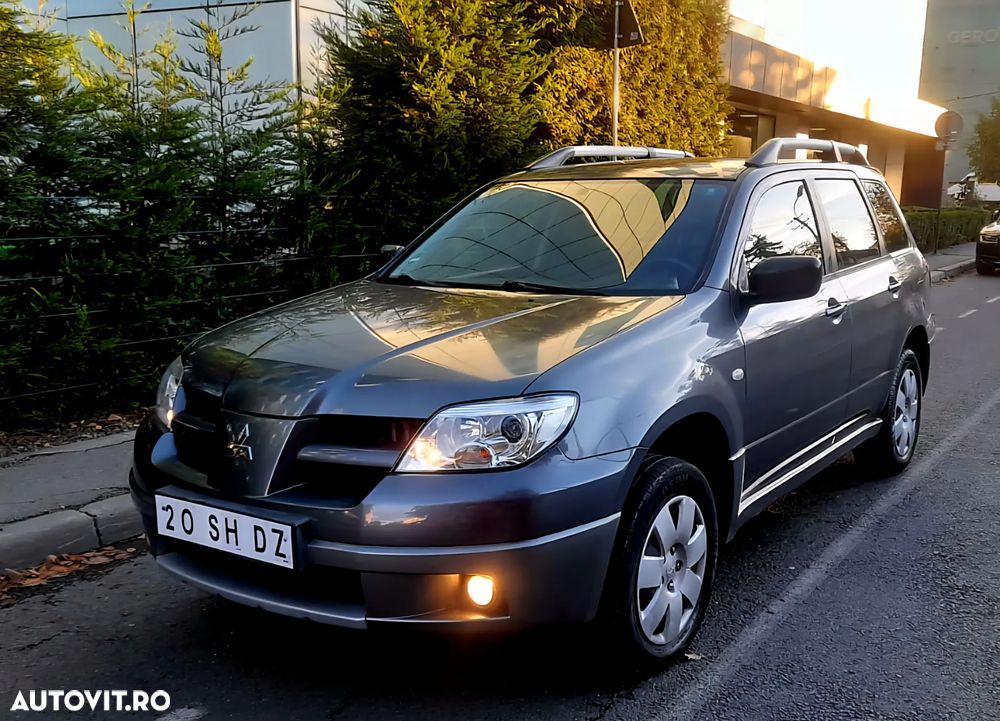 Mitsubishi Outlander - 4