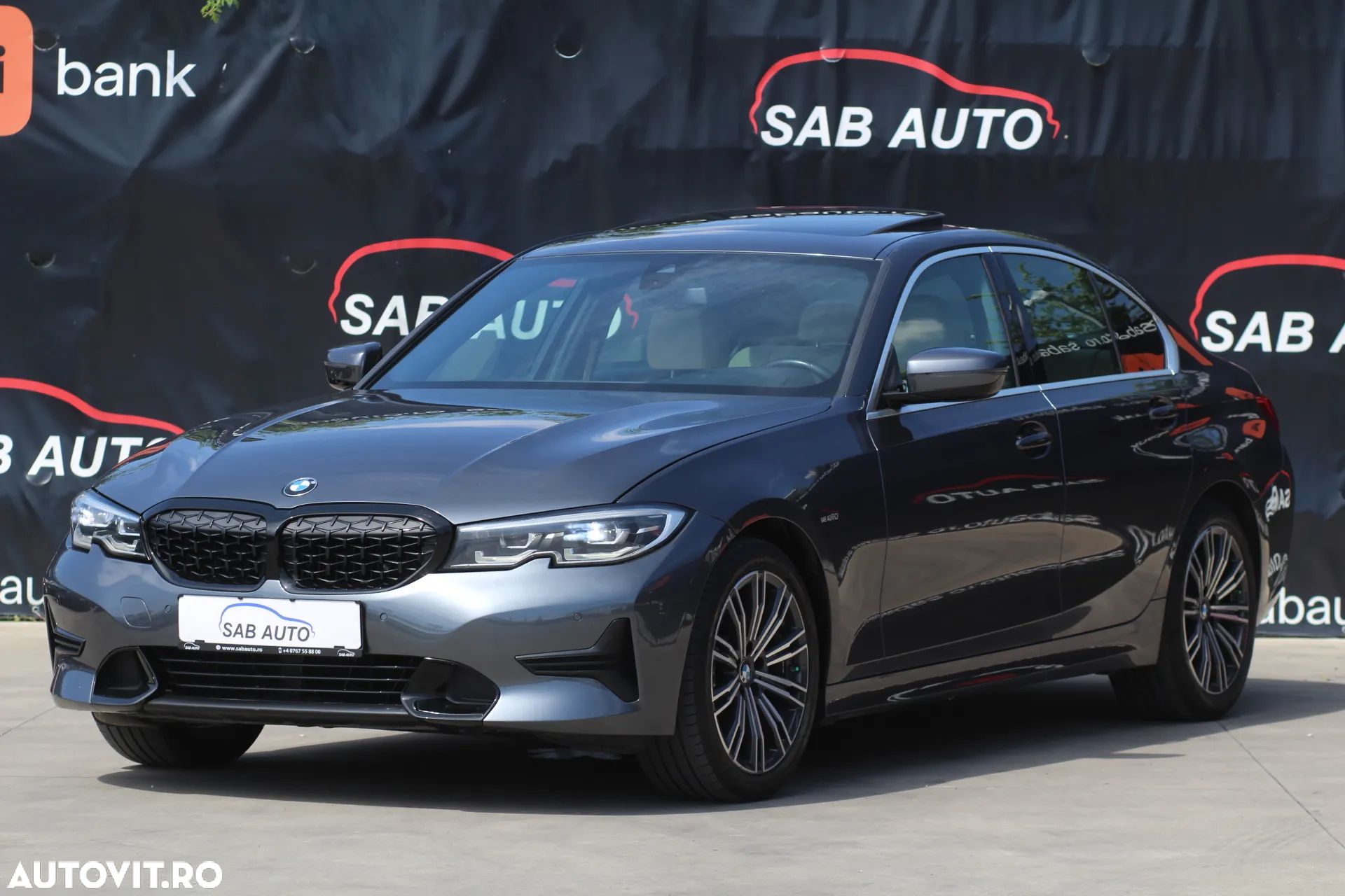 BMW Seria 3 330i AT - 1