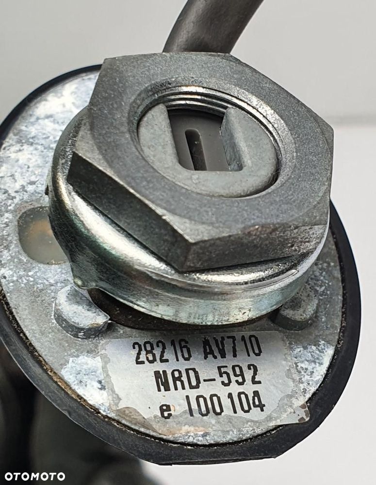 ANTENA DACHOWA NAWIGACJI DACHU RADIA BAT NISSAN PRIMERA P12 - 8