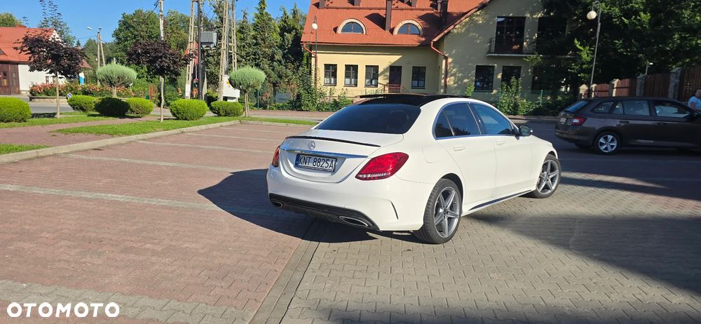 Mercedes-Benz Klasa C 200 4-Matic 9G-TRONIC - 5
