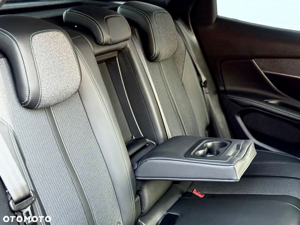 Peugeot 3008 BlueHDi 130 Stop & Start EAT8 Allure Pack - 35