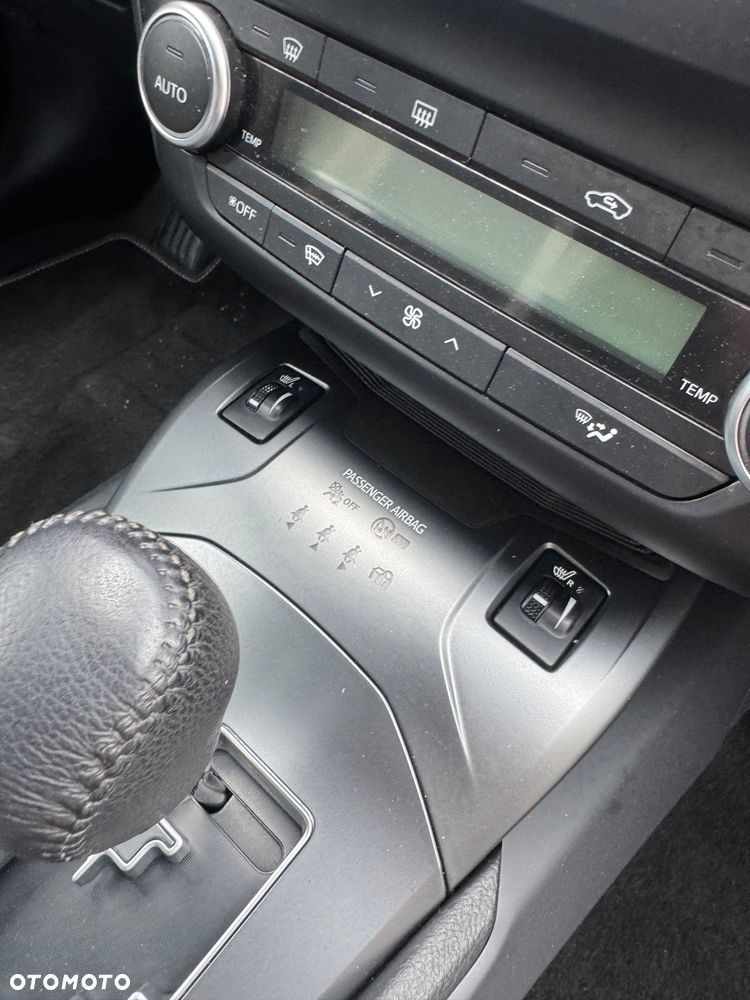 Toyota Avensis Touring Sports 1.8 Multidrive S Edition-S - 24