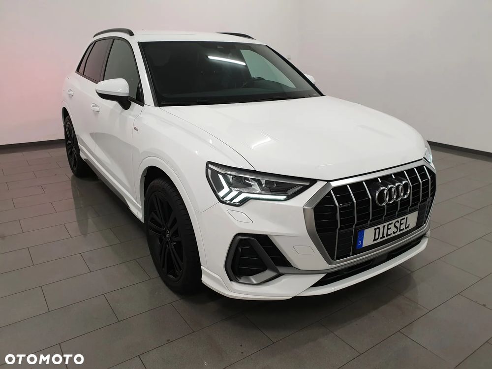 Audi Q3 40 TDI Quattro S Line S tronic - 38