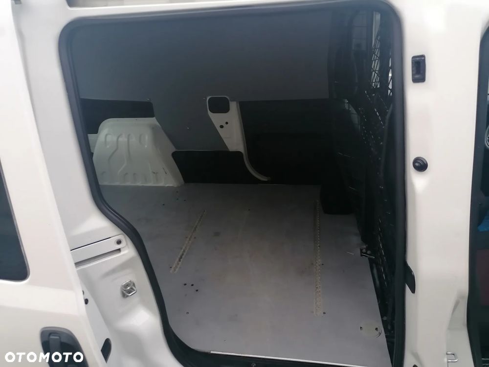 Fiat Doblo - 21