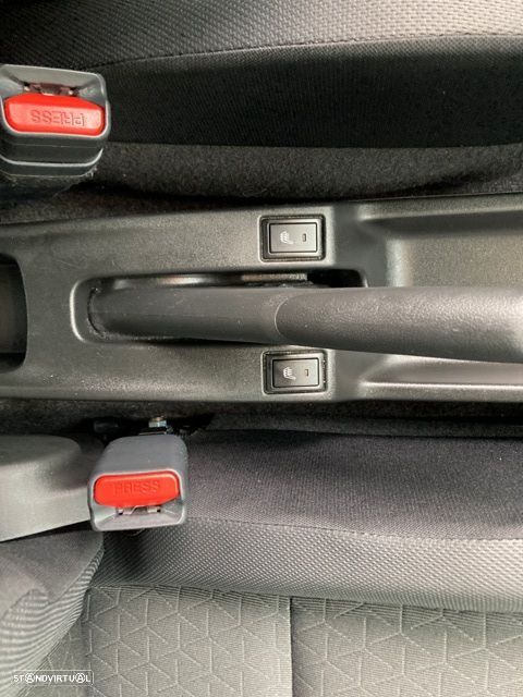 Suzuki Swift 1.2 Dualjet Hybrid MT Club - 31