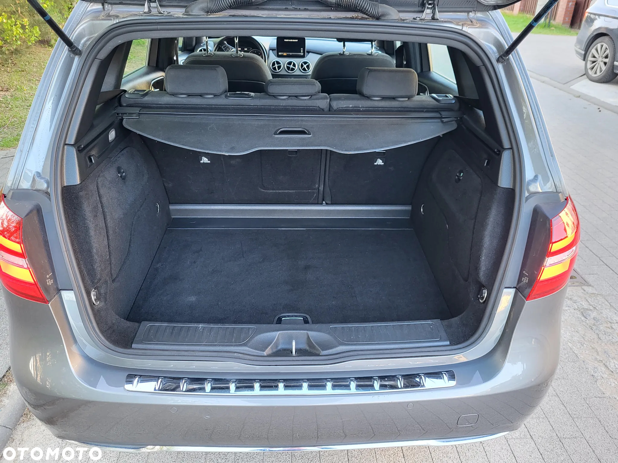 Mercedes-Benz Klasa B 180 CDI BlueEFFICIENCY Edition Style - 38