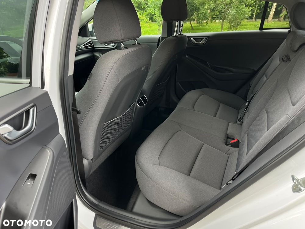 Hyundai IONIQ Premium - 19
