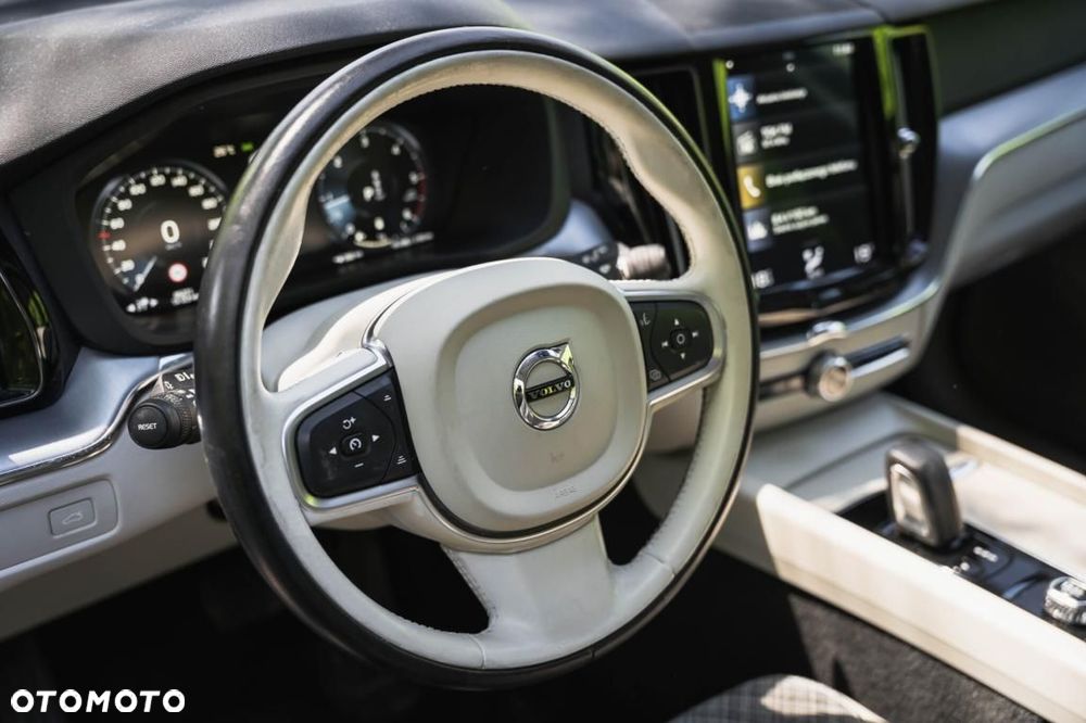 Volvo XC 60 - 15