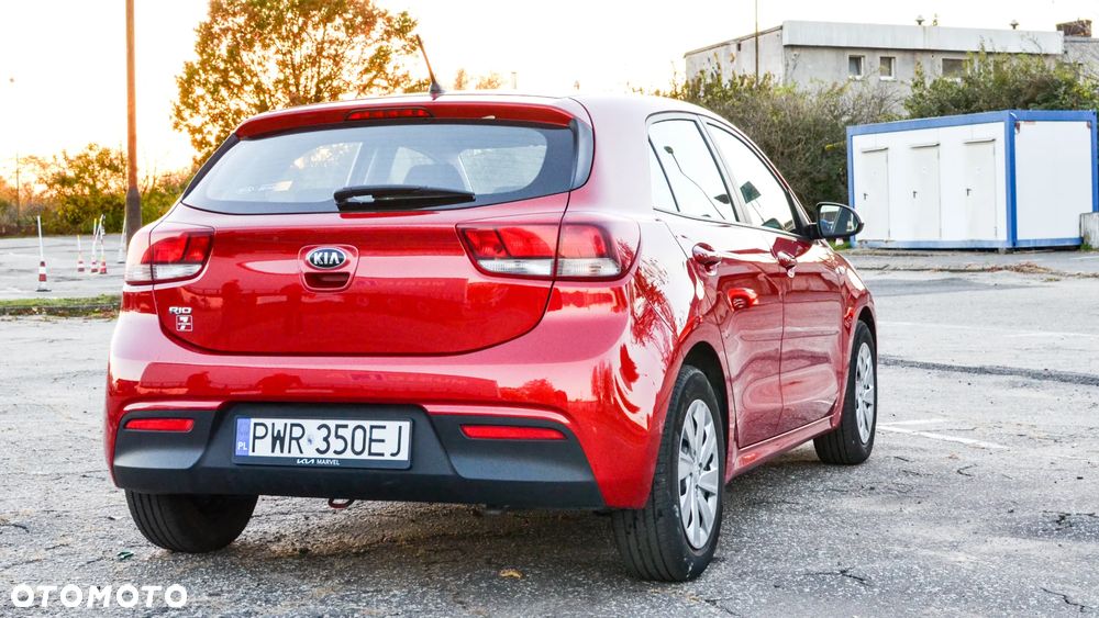 Kia Rio 1.2 M - 9