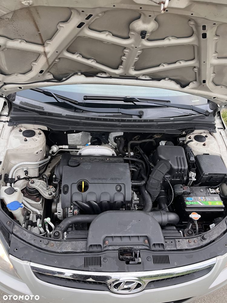 Hyundai i30 1.4 Blue Classic - 9