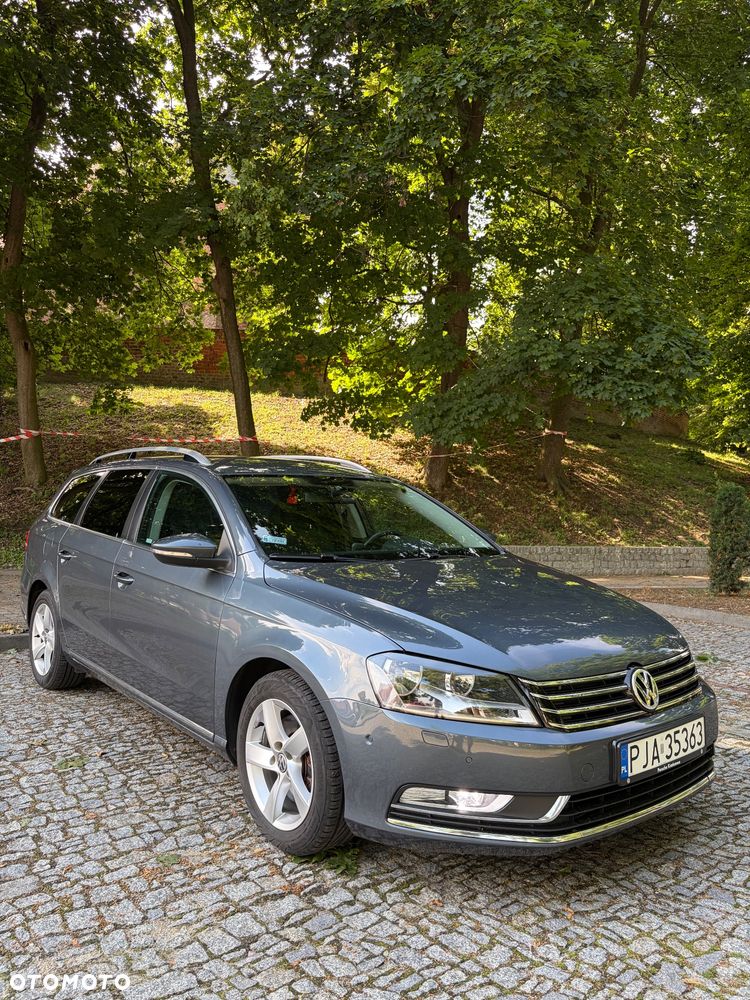 Volkswagen Passat 2.0 TDI DPF Comfortline - 2