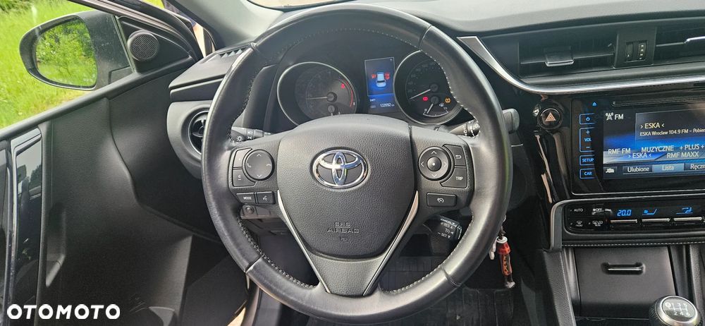 Toyota Auris 1.2 T Dynamic - 10