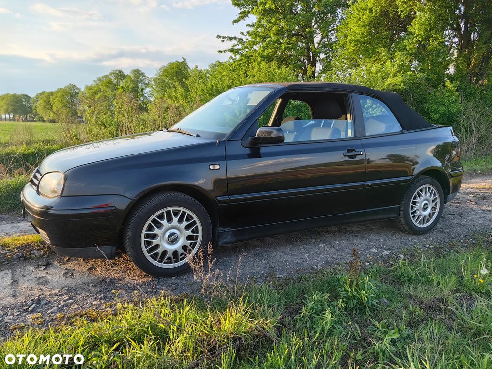 Volkswagen Golf Cabrio 1.6 - 3