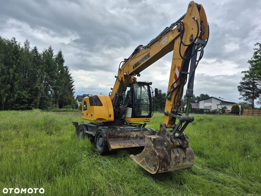 Liebherr A918 - 9