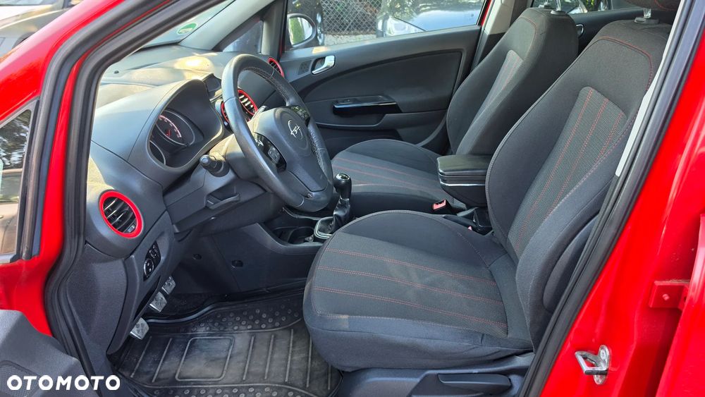 Opel Corsa 1.4 16V Innovation - 14