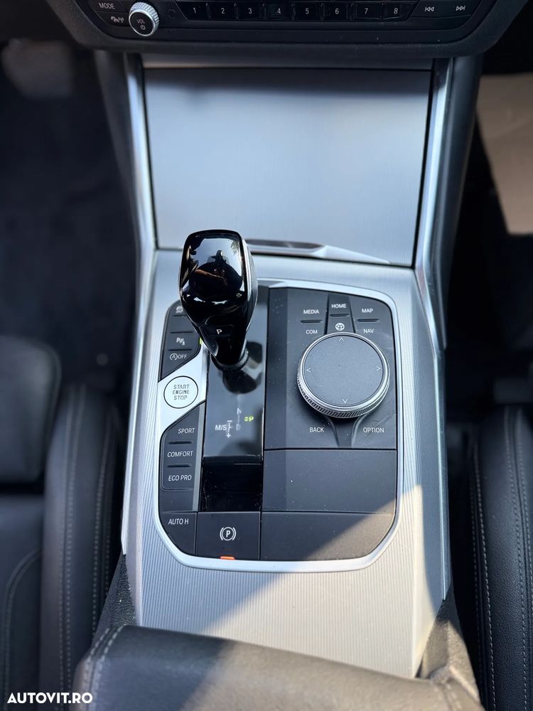 BMW Seria 3 318i AT - 16