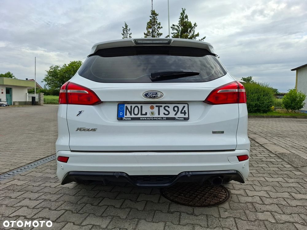 Ford Focus 1.5 EcoBoost STart-Stopp-System ST-LINE - 5