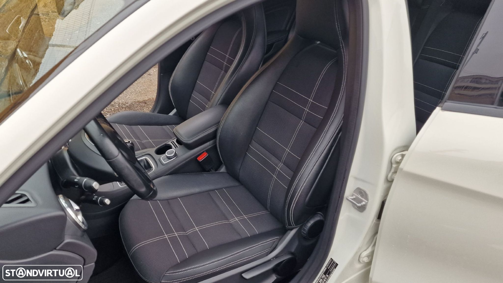 Mercedes-Benz GLA 180 CDi Urban - 27