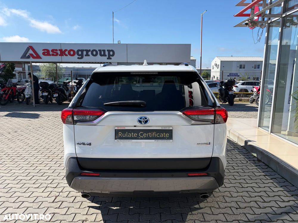 Toyota RAV4 - 5