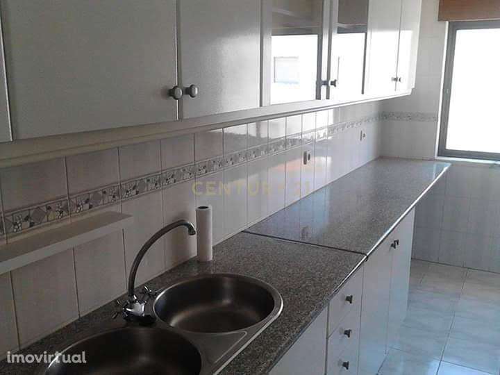 Apartamento T2 em Alhos Vedros - Grande imagem: 2/13