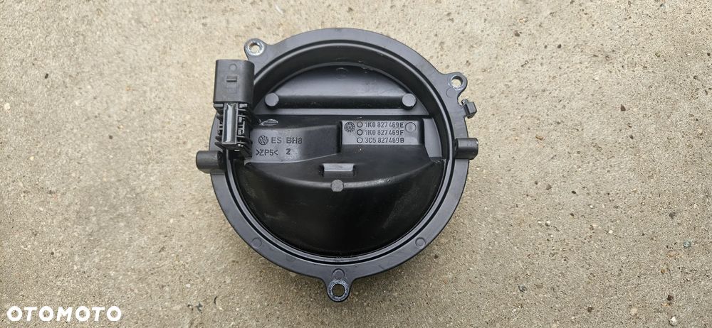 Klamka klapy bagażnika mikrostyk VW Golf 5 V 5d hatchback 1k0827469f 1k0827469e - 2