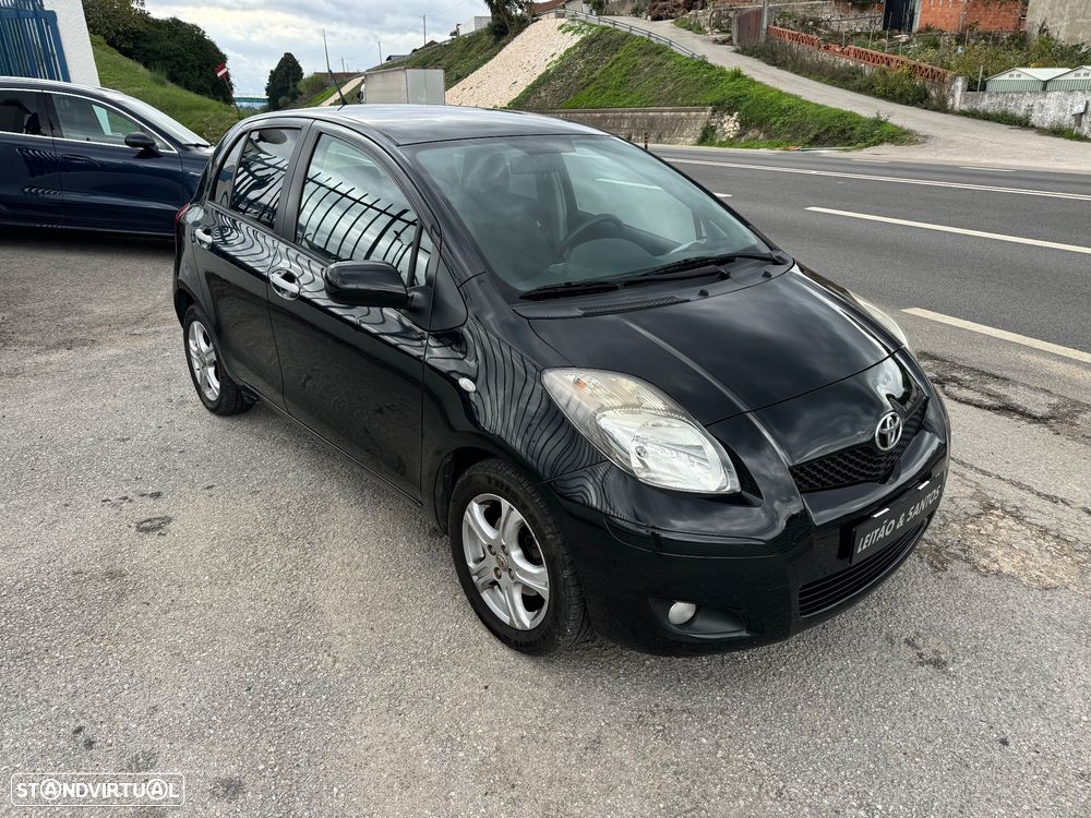 Toyota Yaris 1.4 D-4D Motion - 27