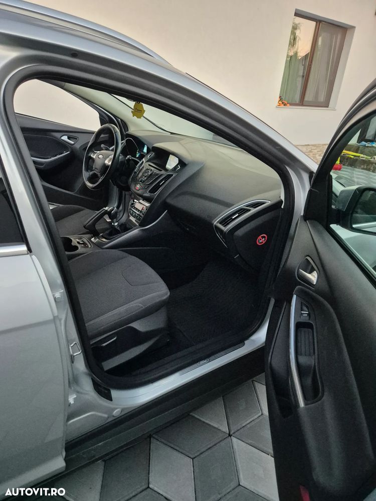 Ford Focus 1.0 EcoBoost Start-Stopp-System TITANIUM - 13