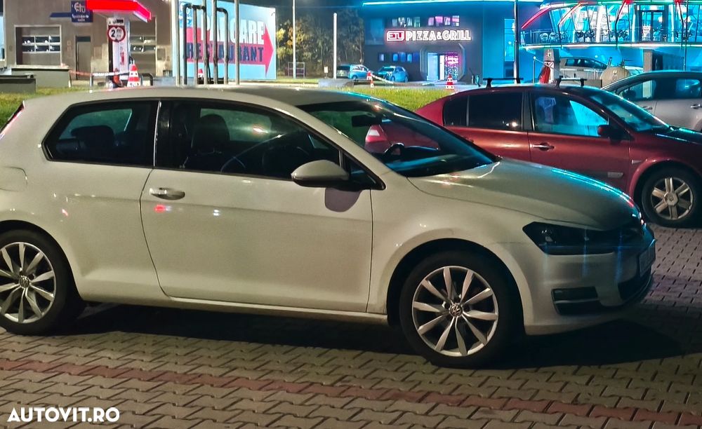 Volkswagen Golf 2.0 TDI (BlueMotion Technology) Highline - 24