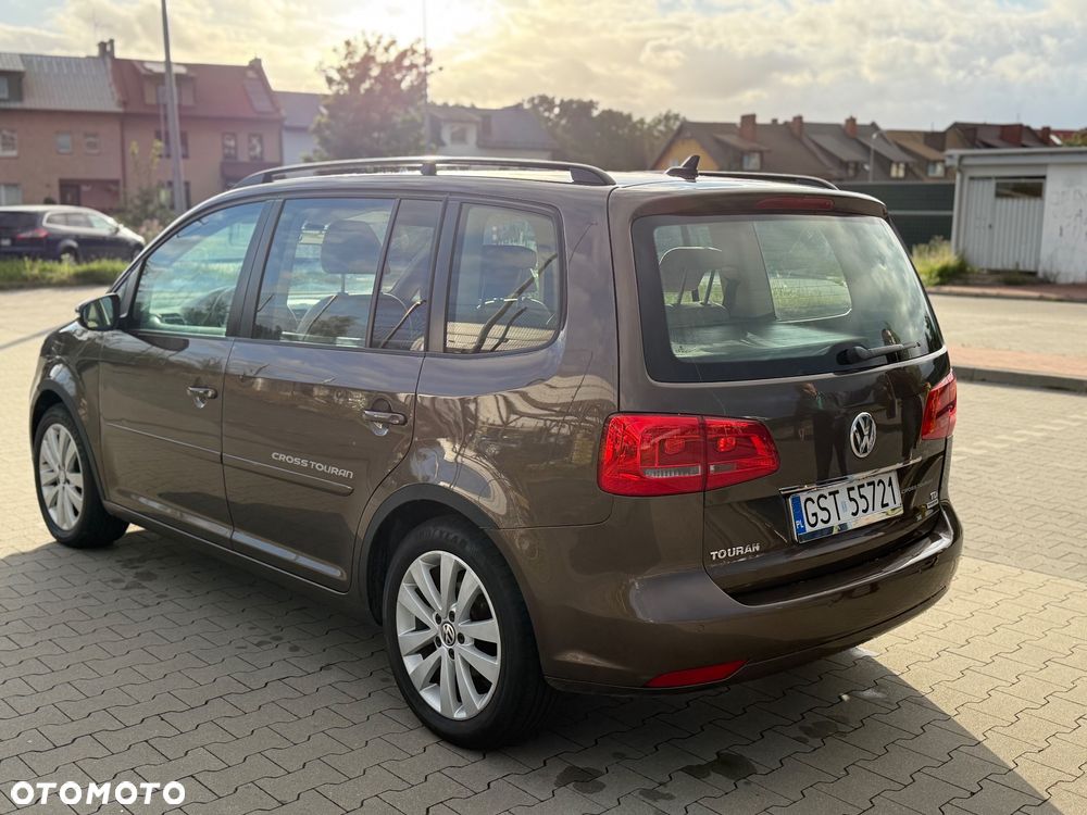 Volkswagen Touran 1.6 TDI DPF Cross - 7