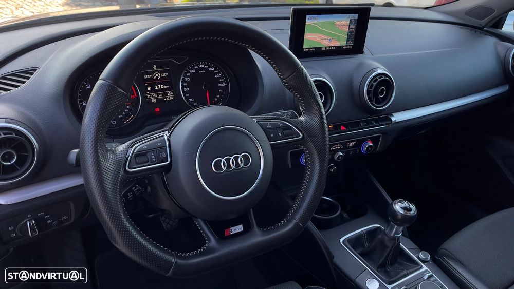 Audi A3 Sportback 2.0 TDI S-line - 24