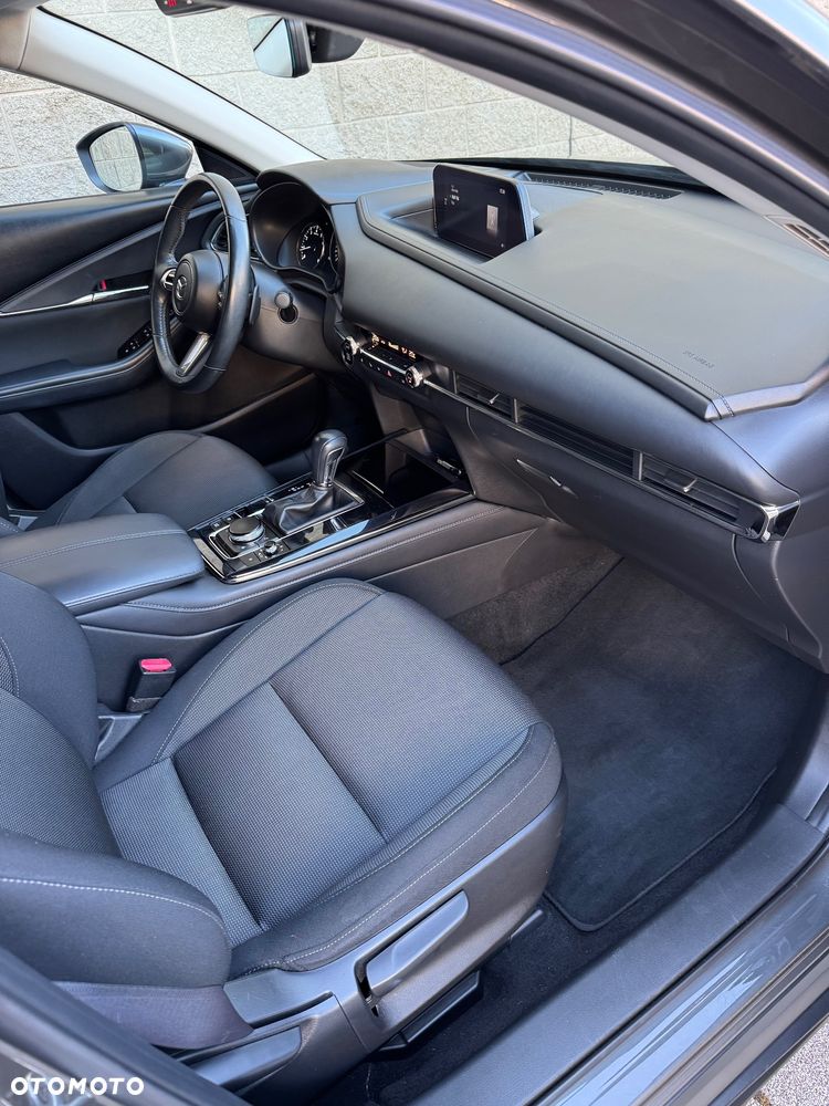 Mazda CX-30 - 16