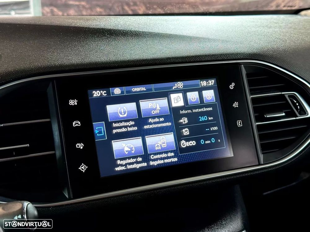 Peugeot 308 SW 2.0 BlueHDi Allure J17 EAT6 - 24