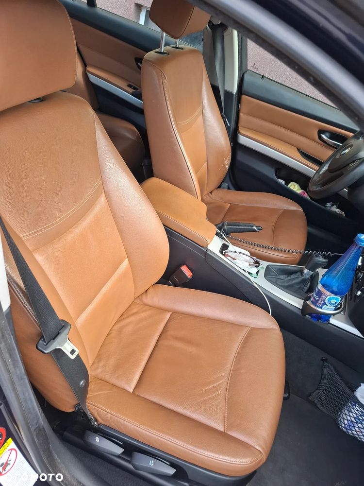 BMW Seria 3 320d - 18