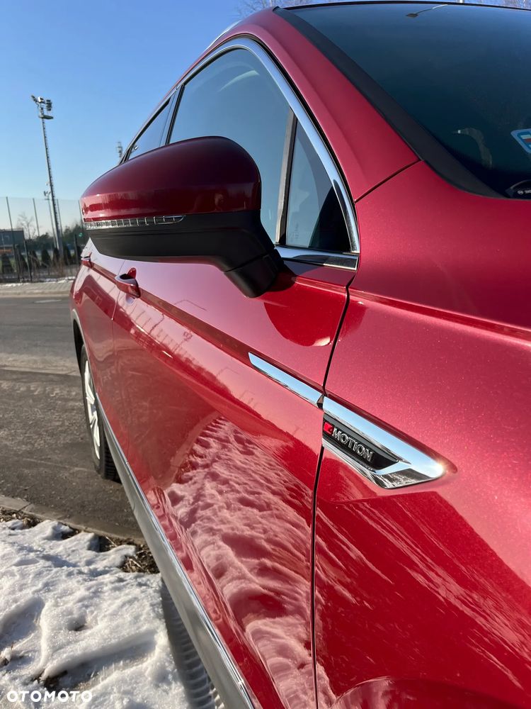 Volkswagen Tiguan Allspace - 8