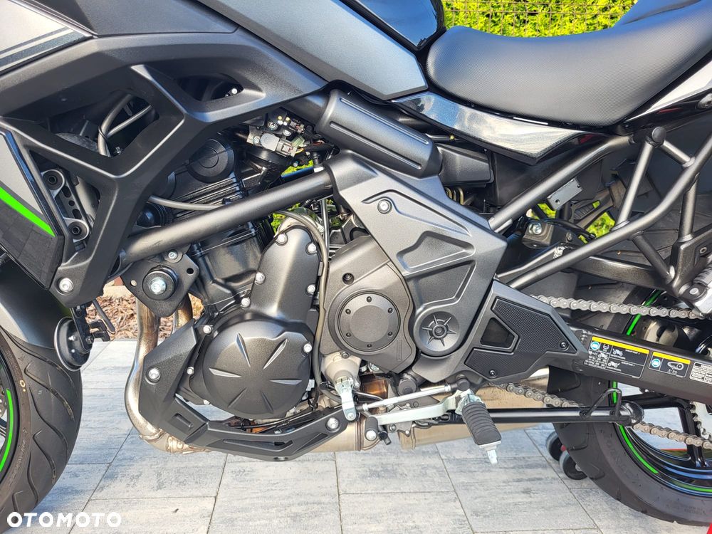 Kawasaki Versys 650 - 25