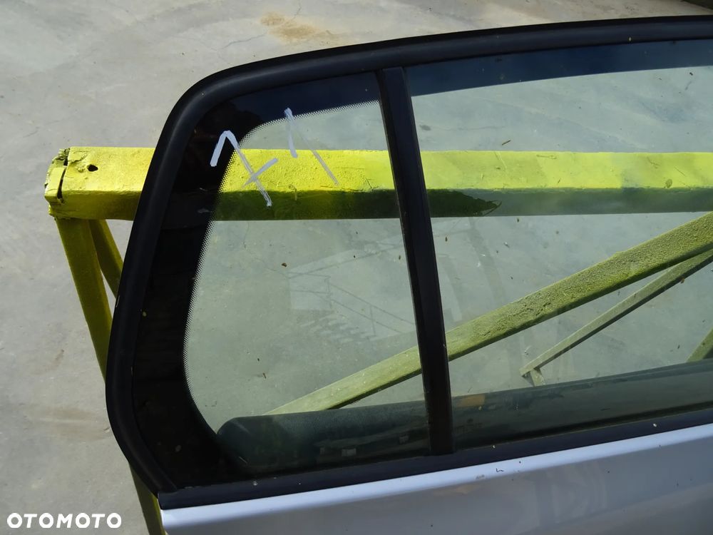 Drzwi  prawy tył VW GOLF V LCA7W  Hatchback Gołe - 5