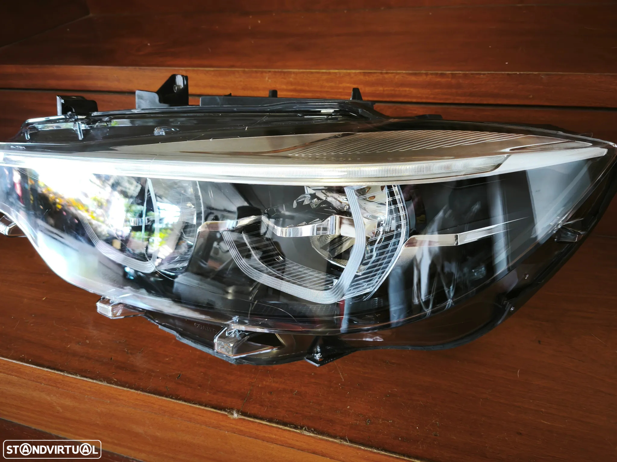 Farol esquerdo full Led Adaptativ BMW F32 F33 lci - 2