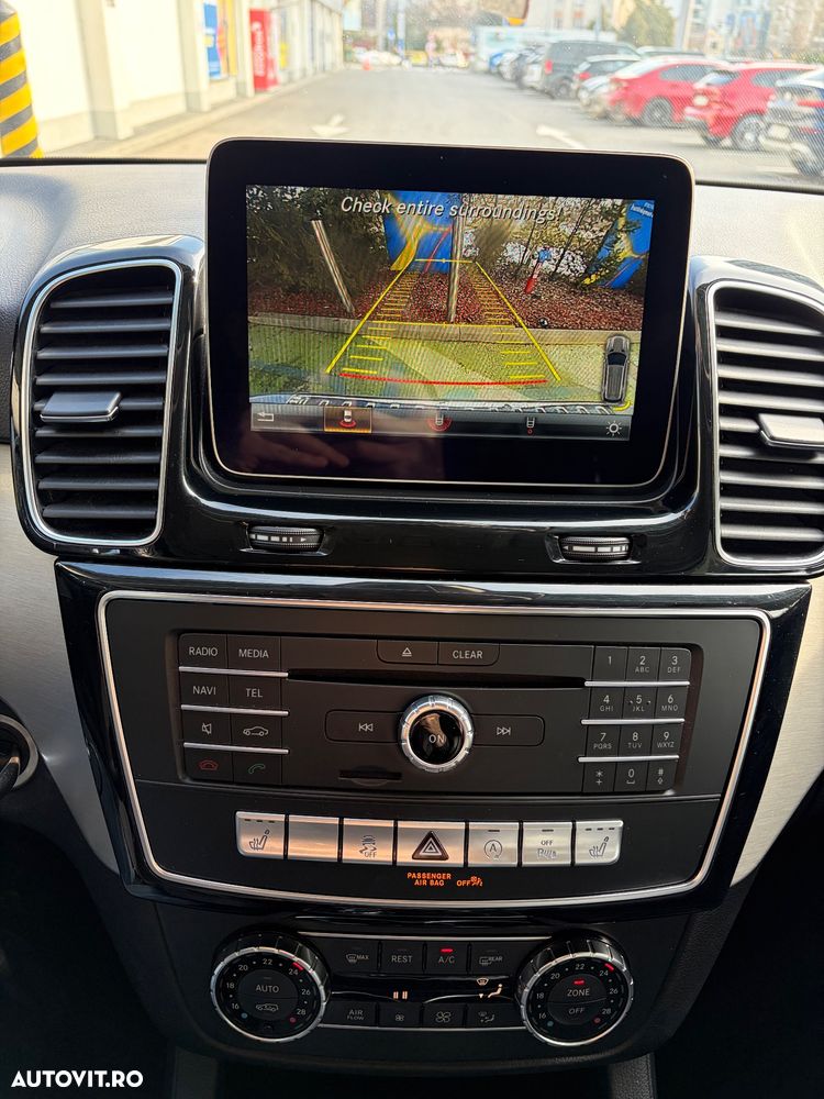 Mercedes-Benz GLE - 22