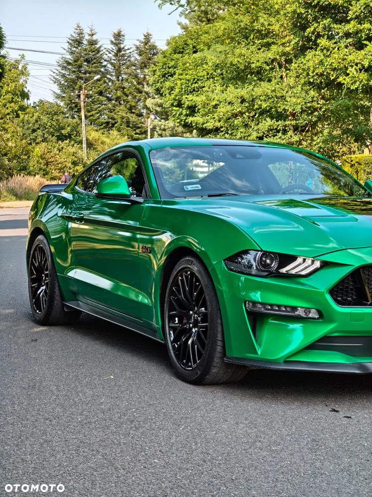 Ford Mustang - 8