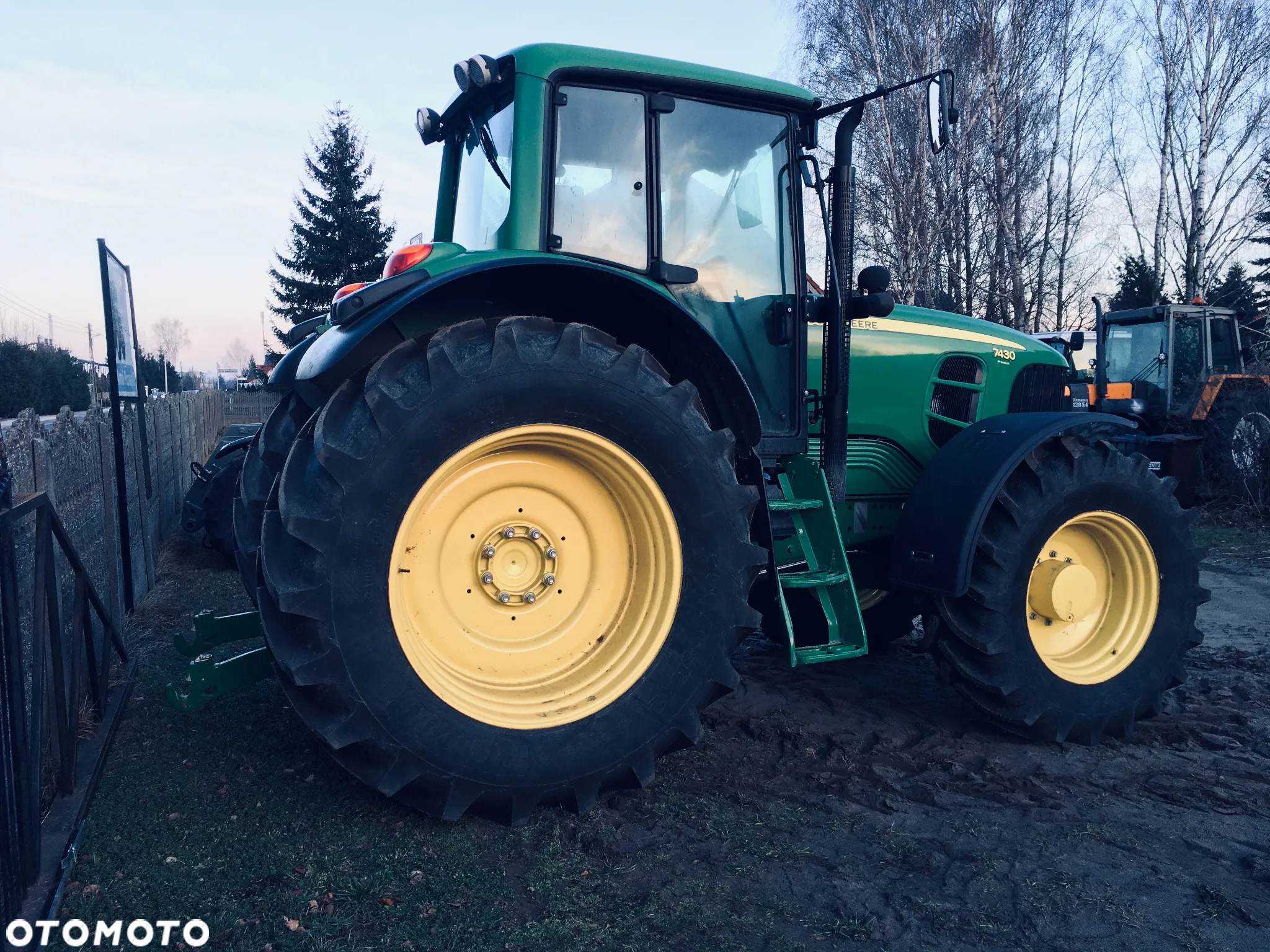 John Deere 7430 Premium Nowe opony Pneumatyka Video - 5