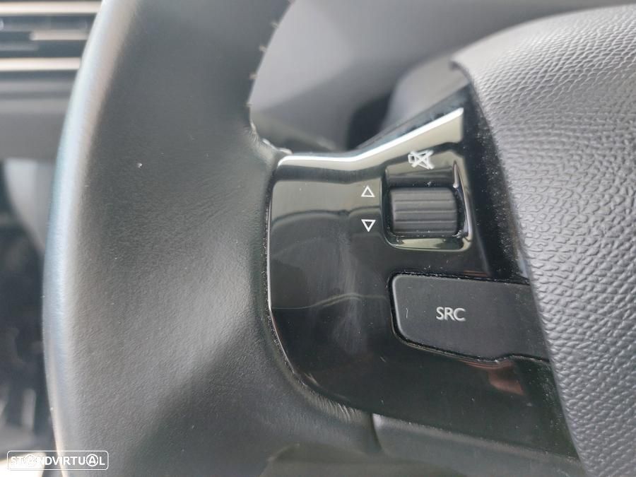 Peugeot 308 SW 1.5 BlueHDi Style - 21