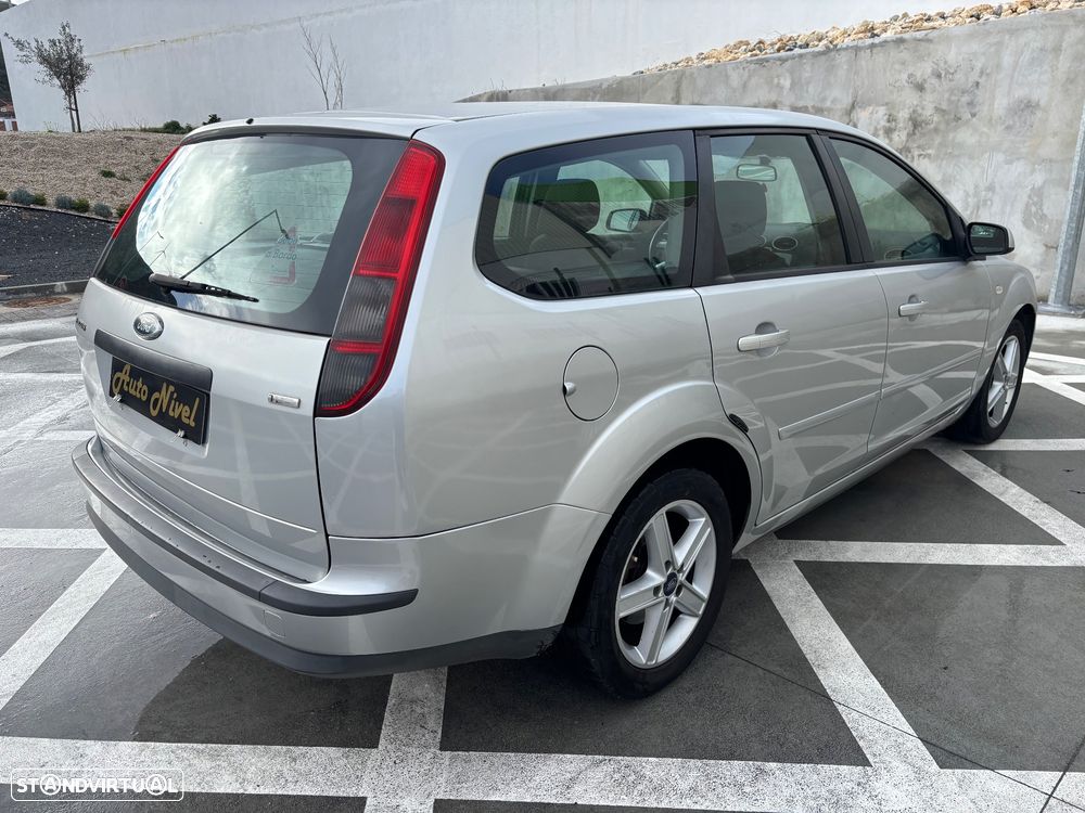 Ford Focus SW 1.6 TDCi Titanium - 3