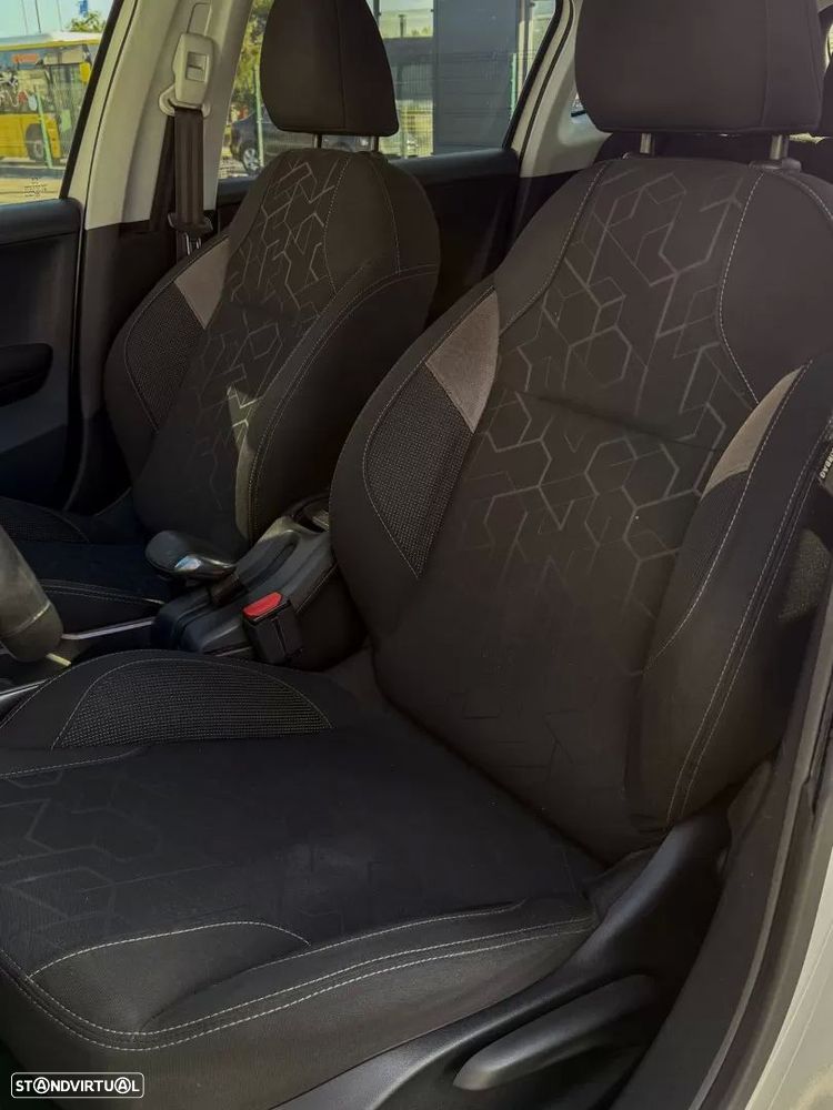 Peugeot 2008 1.2 VTi Active - 11